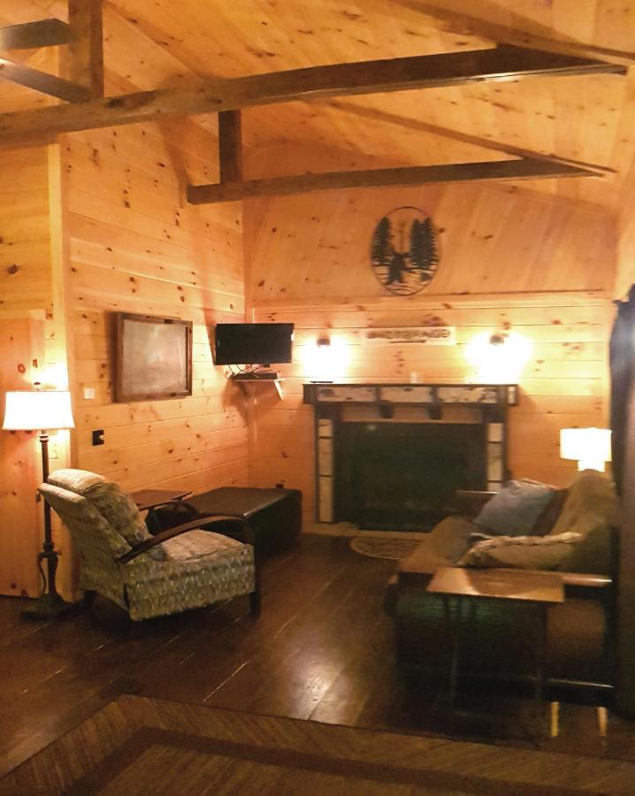 The Wilderness Inn: Chalets Wilmington Bagian luar foto